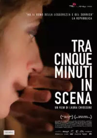 Plakat filmu Tra cinque minuti in scena