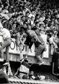 Plakat filmu Tragedia na Hillsborough