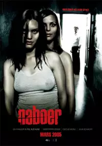 Plakat filmu Drzwi obok