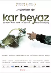 Plakat filmu Kar Beyaz