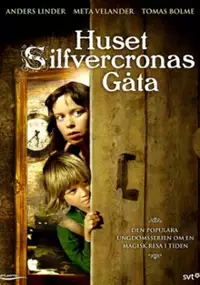 Plakat serialu Huset Silfvercronas gåta