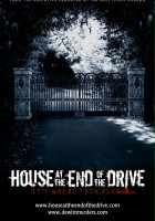 plakat filmu House at the End of the Drive
