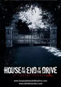 Plakat filmu House at the End of the Drive