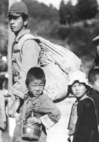 Plakat filmu Hachi no su no kodomotachi