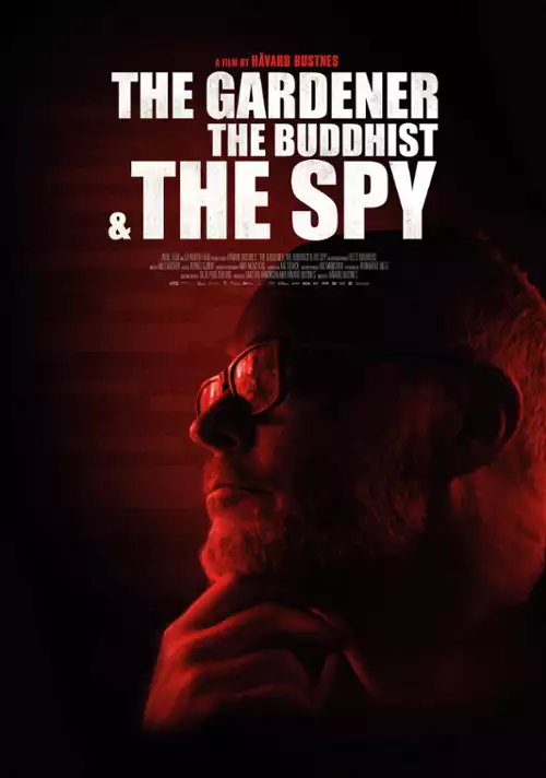 plakat filmu Ogrodnik, buddysta i szpieg