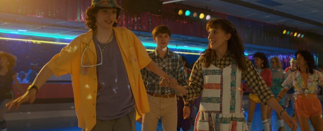 StrangerThings_StrangerThings4_2_00_24_22_13_RC.jpg