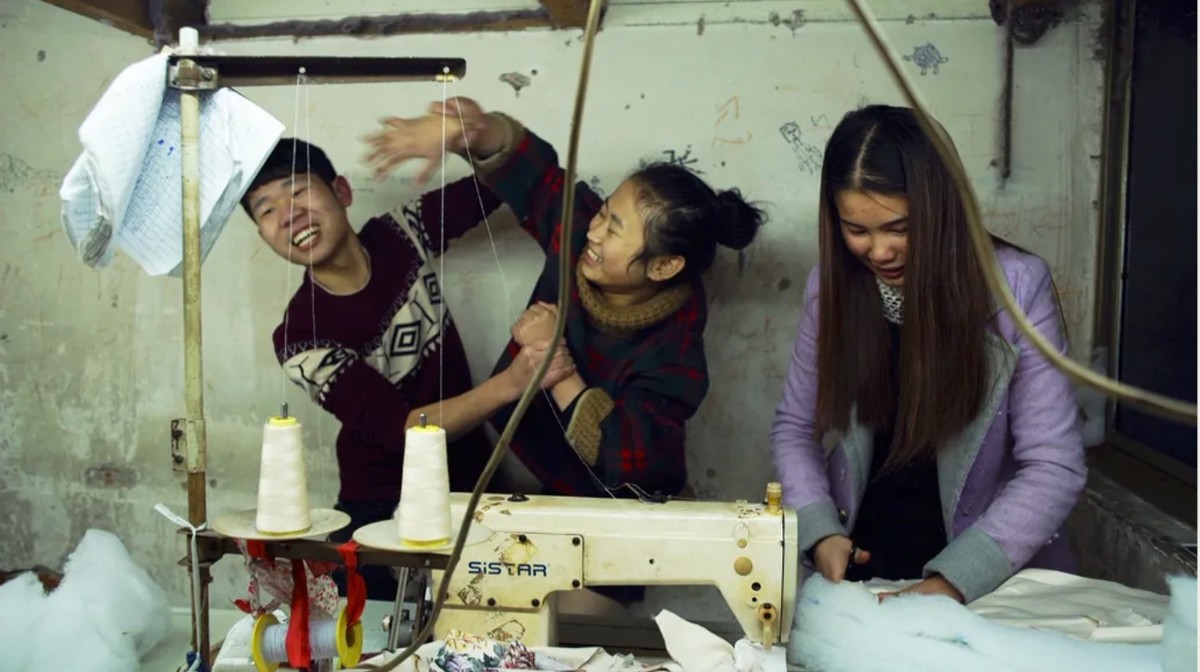 CANNES 2023: 4-godzinny dokument o chińskiej szwalni? Zajmijcie nam miejsca!