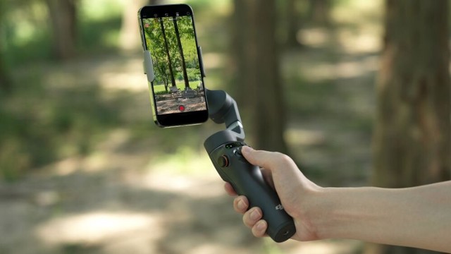 Kręć profesjonalne wideo z gimbalem DJI Osmo Mobile 6 z Media...