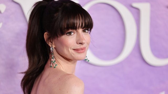 Anne Hathaway antyfeministką z Instagrama, która przenosi się w...