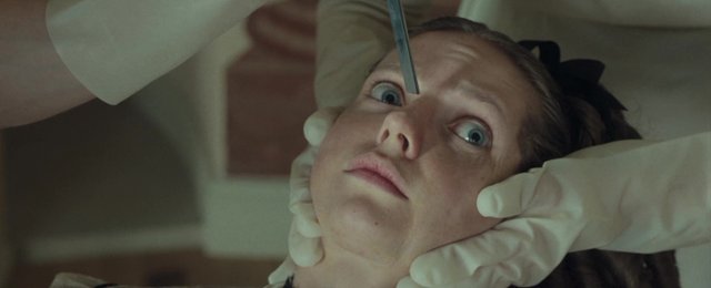 OFF CAMERA 2025: Przemoc i brzydota. Recenzujemy filmy "Utrata...