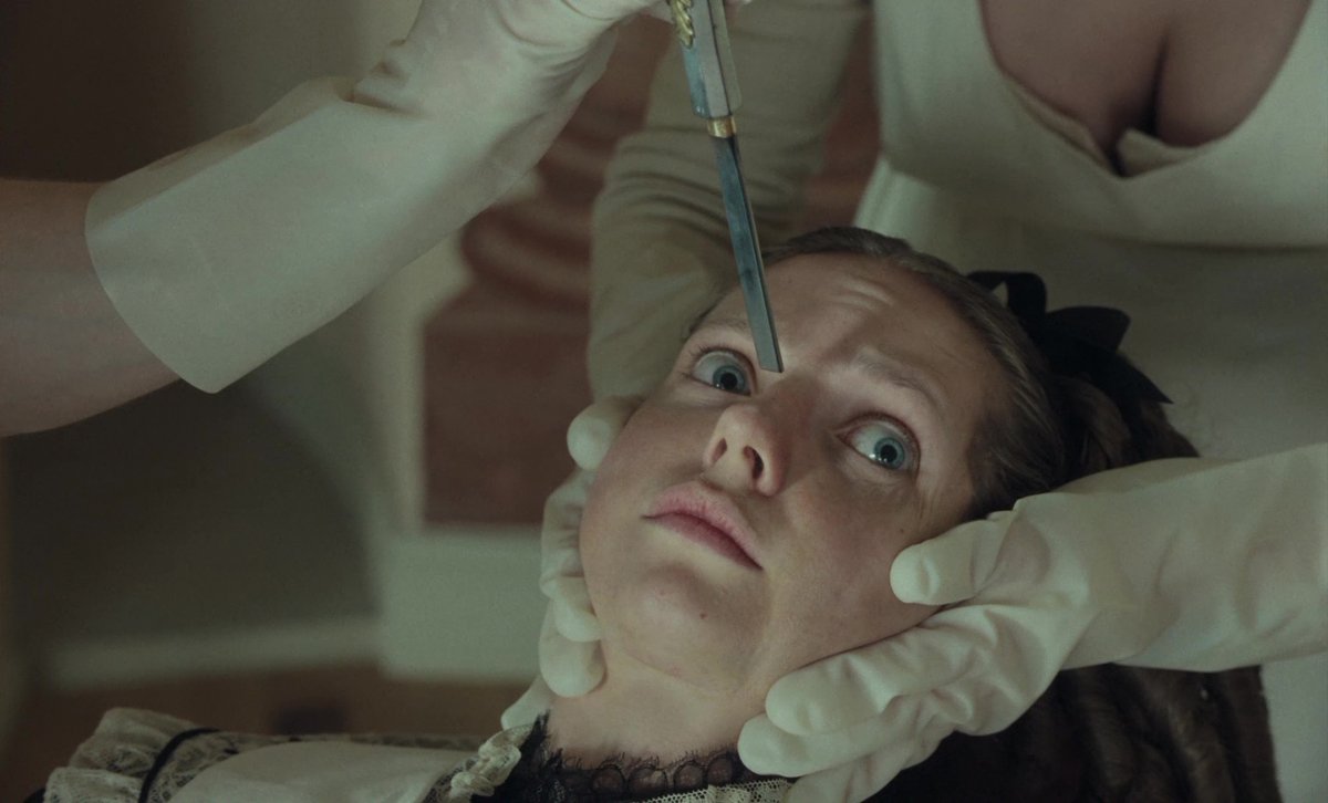 OFF CAMERA 2025: Przemoc i brzydota. "Utrata równowagi" i "Brzydka siostra"