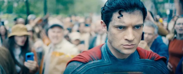 Spójrz w górę. Oto nowy zwiastun widowiska "Superman"