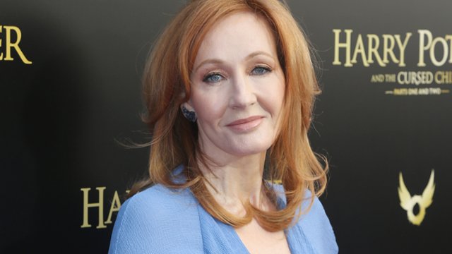 Co J.K. Rowling sądzi o serialu "Harry Potter"? W tle...