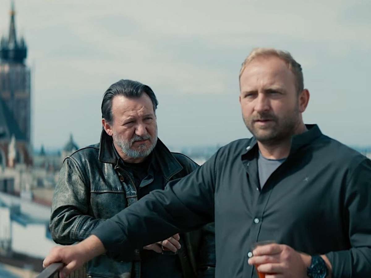 Superbohaterowie w cieniu dinozaurów: Lipiec w polskich kinach