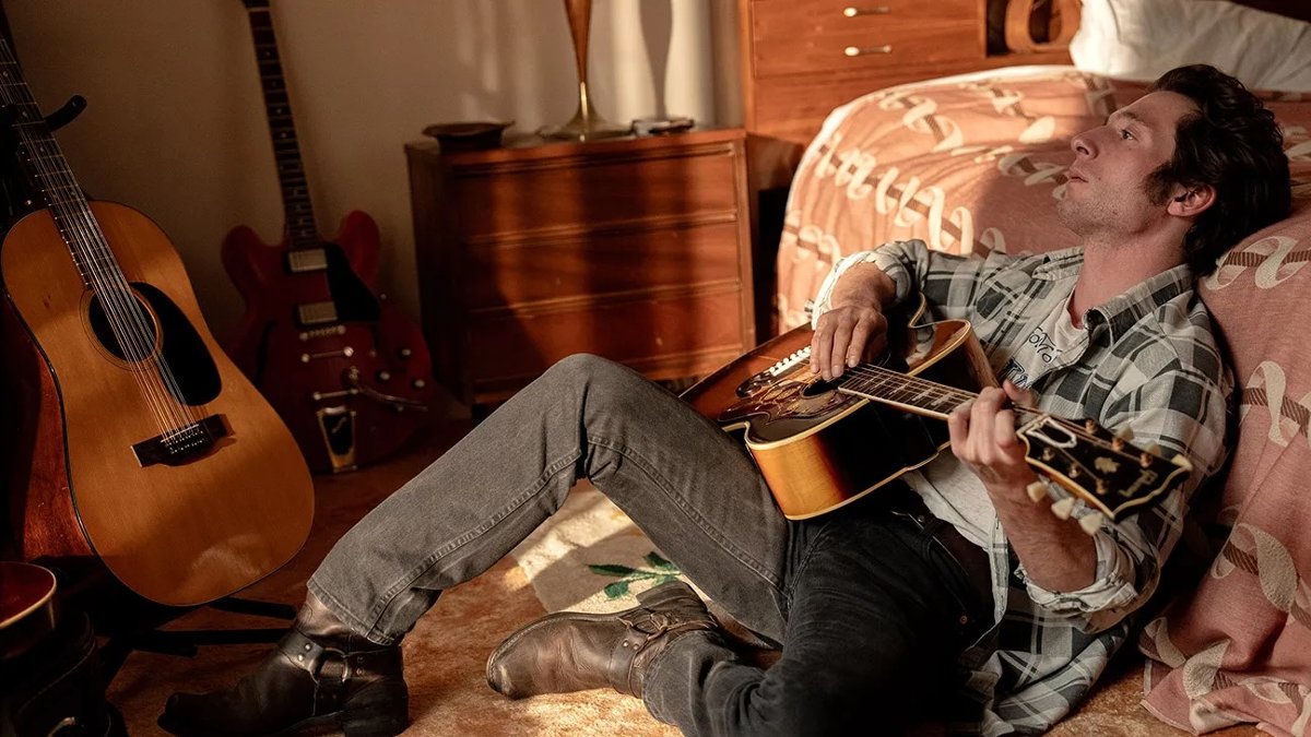 "Springsteen: Ocal mnie od nicości": Recenzja. White jak Chalamet?