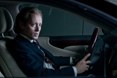 Apple pozazdrościł Norwegom. Mark Wahlberg nowym łowcą głów