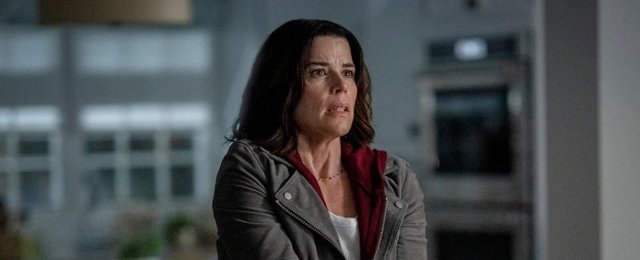 "Krzyk 7": Ghostface zn&oacute;w poluje na Sidney Prescott. Zobacz jego...