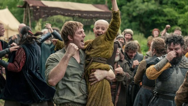 Recenzja: "Rycerz siedmiu kr&oacute;lestw" lepszy niż "Gra o tron"?