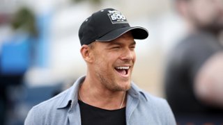 Alan Ritchson nie będzie ścigany za b&oacute;jkę z sąsiadem