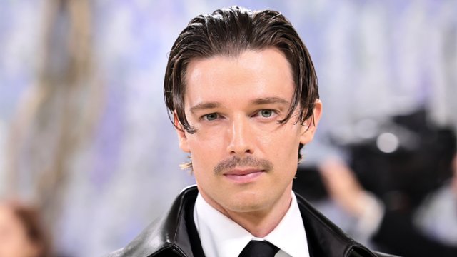 Patrick Schwarzenegger zagra bliźniak&oacute;w &ndash; dobrego i złego
