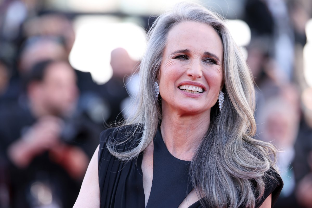 Andie MacDowell i Kevin Bacon u autorki "Ludzi, których spotykamy na wakacjach"