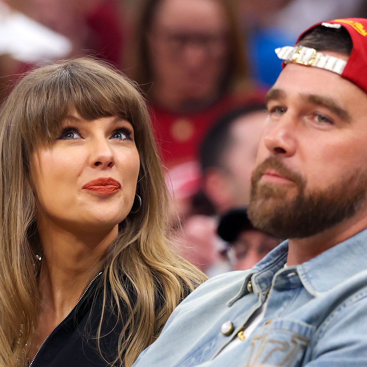 Taylor Swift i Travis Kelce wzięli ślub — ceremonii udzielił Adam Sandler