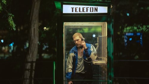 Reżyser "Kolor&oacute;w zła" kręci "Infiltrację" po polsku
