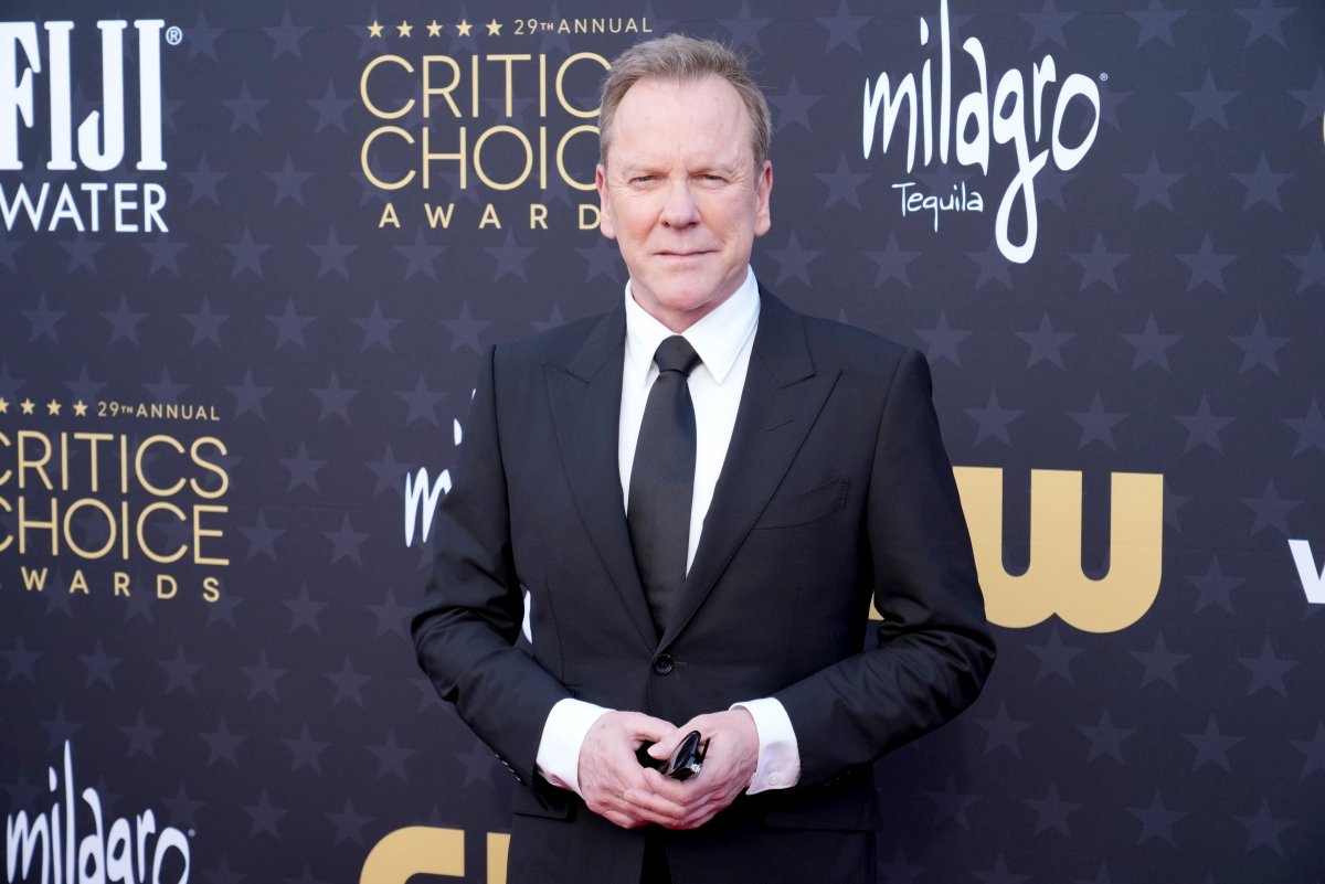 Ksiądz Sutherland kontra mafioso Pacino w akcyjniaku od Bessona