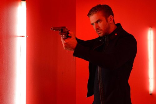 "Gość 2"? Dan Stevens jest chętny, choć widzi potencjalny problem