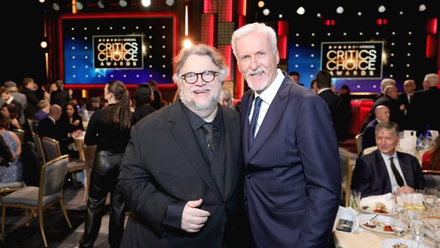 Co Guillermo del Toro sądzi o trzech częściach "Avatara"?