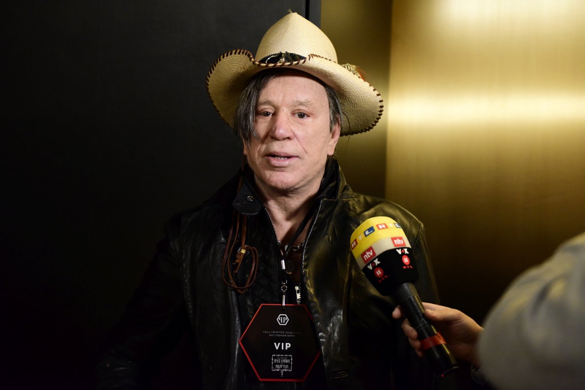 Mickey Rourke uruchomił zbiórkę pieniędzy, by uniknąć eksmisji