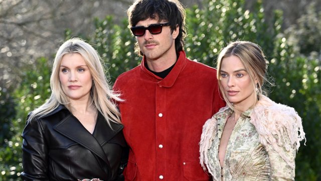 Emerald Fennell broni zmian w "Wichrowych wzg&oacute;rzach": "To trudne...