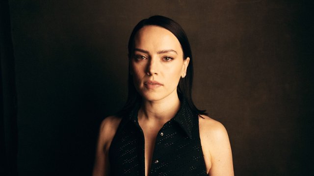 Kto zagra z Daisy Ridley w thrillerze tw&oacute;rcy "Uprowadzonej"?