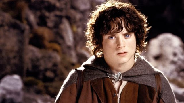 Czy Elijah Wood faktycznie powr&oacute;ci jako Frodo? Aktor komentuje