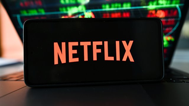 Netflix reaguje na żart z Oscar&oacute;w: "Nie każemy powtarzać fabuły"