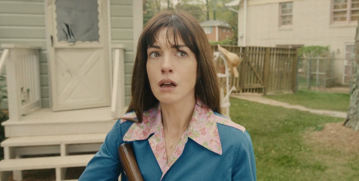 Hathaway, McGregor i... dinozaur. Zwiastun tajemniczego filmu science fiction