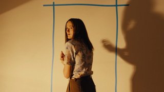 "Backrooms. Bez wyjścia". Nowe zdjęcia z nadchodzącego horroru