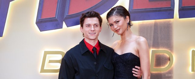 Tom Holland i Zendaya błyszczą, promując nowego "Spider-Mana"...
