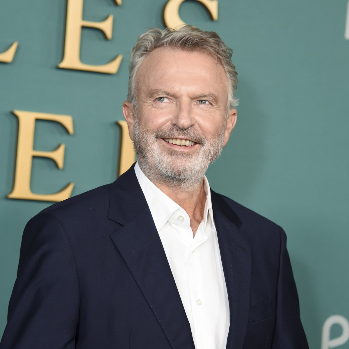 Sam Neill zmarł na zapalenie płuc 13 lipca w Sydney, był wolny od nowotworu