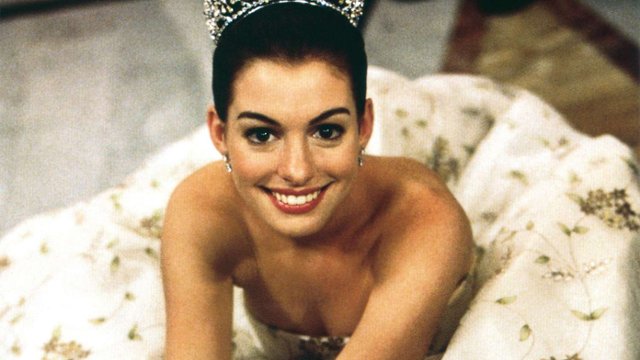 Co z "Pamiętnikiem księżniczki 3"? Hathaway komentuje postępy