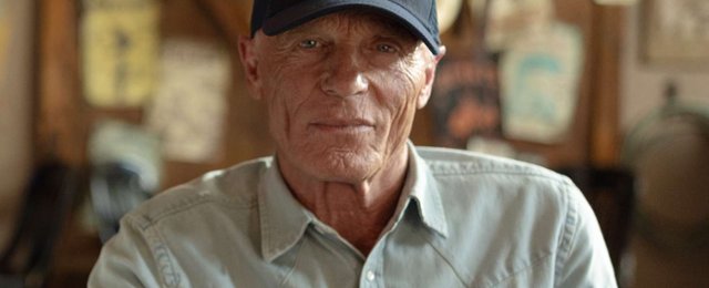 Ed Harris chciał rzucić rolę w "Ranczu Dutton&oacute;w". "Zabierzcie...