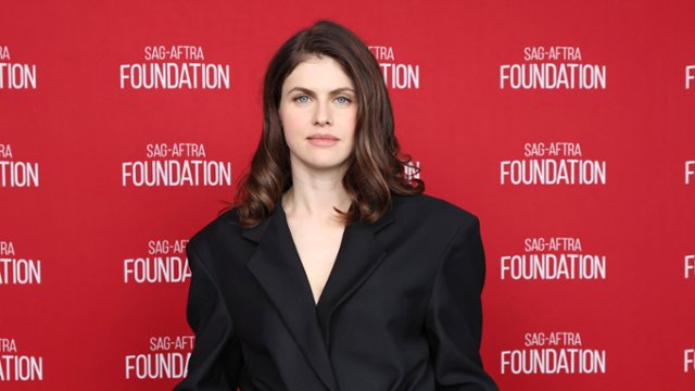 Alexandra Daddario w filmie o upadku amerykańskiego snu