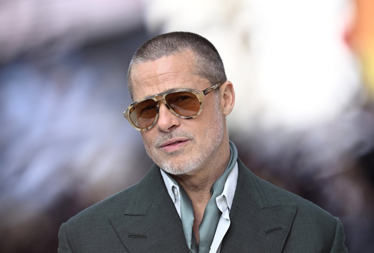Brad Pitt wyznaĹ, Ĺźe wrĂłciĹ do picia alkoholu po siedmiu latach abstynencji. "Nie w duĹźych iloĹciach"