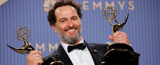 Emmy 2026: "Wdowia zatoka" triumfuje. Matthew Rhys z historycznym...