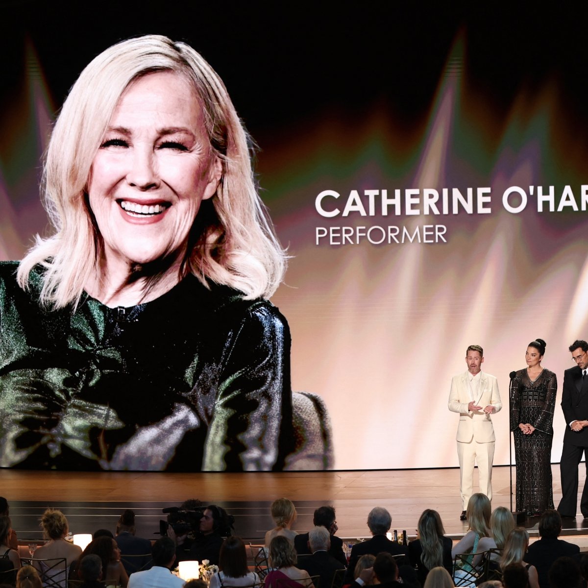 Macaulay Culkin i Jamie Lee Curtis wzruszyli na gali rozdania nagród Emmy. Wspomnieli Catherine O’Harę i Roba Reinera