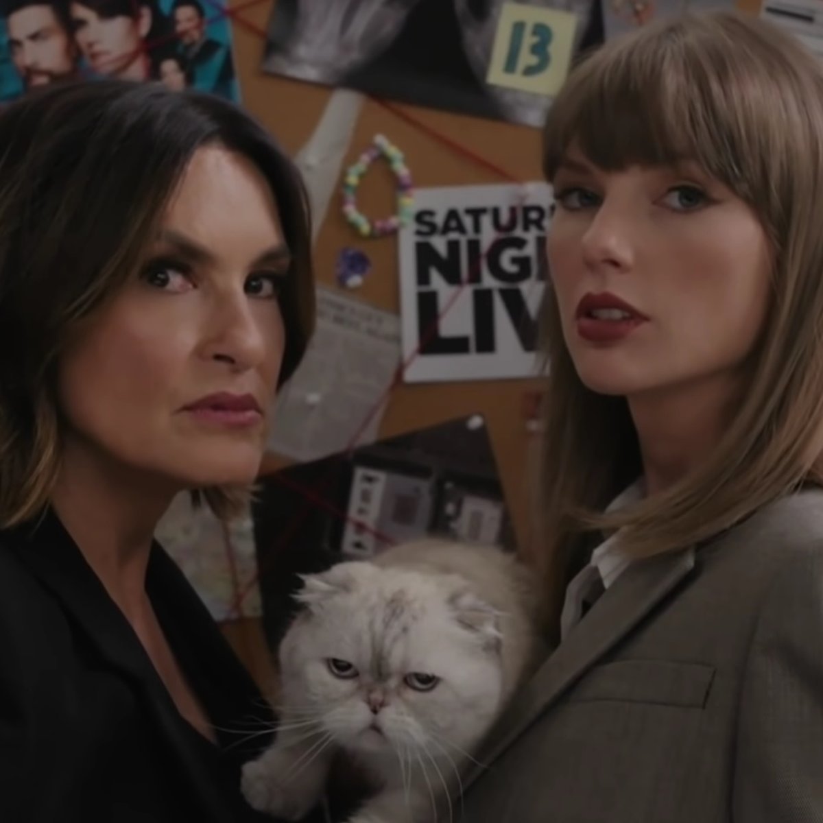Taylor Swift w centrum śledztwa na Emmy. Pojawiła się w skeczu