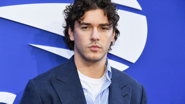Gwiazda "Off Campus" i Sydney Sweeney razem na ekranie