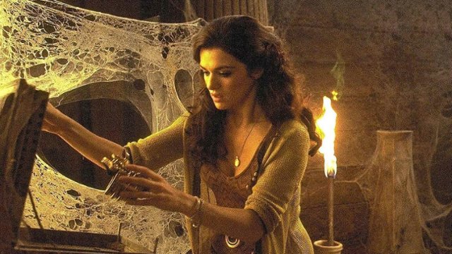 Tak wygląda Rachel Weisz w nowej "Mumii". Zdjęcia z planu