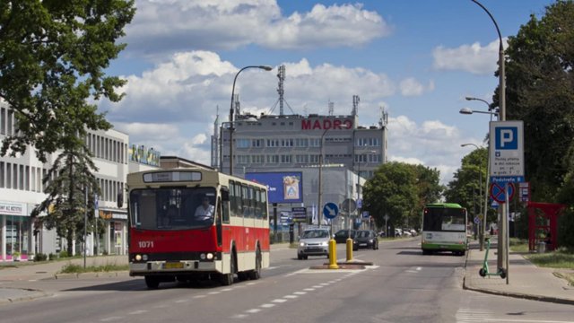 Gamingowa podróż w czasie – Retrobus przejedzie ulicami...