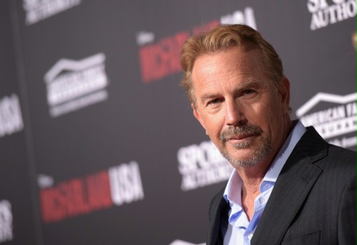 Kevin Costner zagra szefa NASA